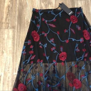 ⭐️Sheer hi-lo Maxi Skirt⭐️